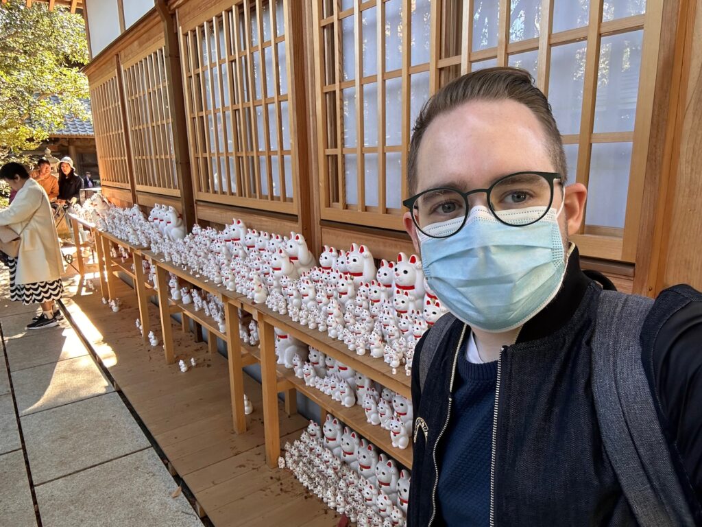 Lykkekatte ved Gotokuji templet i Tokyo